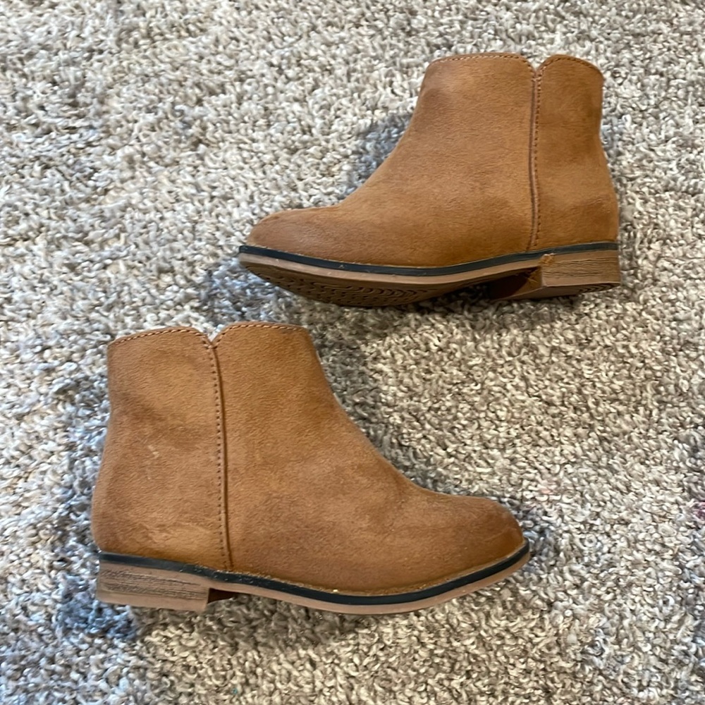 Girls booties
